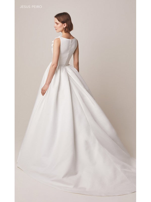 DRESS 118 JESUS PEIRO
